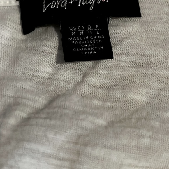 Lord & Taylor White Tank w/Fringe Hem - Picture 4 of 4